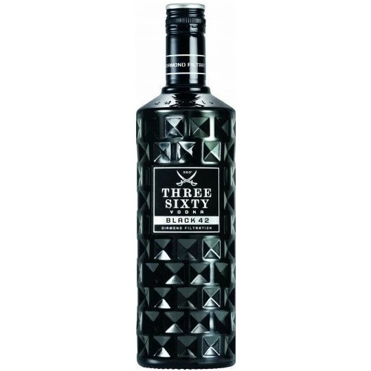 Three Sixty Vodka Black 42 0,7L 3 Three Sixty Vodka Black 42 0,7L
